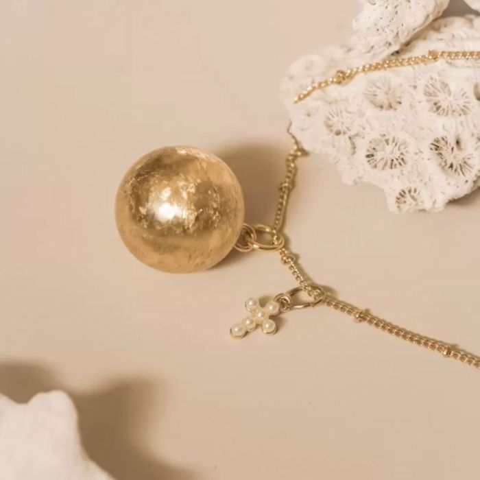 Schwangerschaftskette mit Kreuz