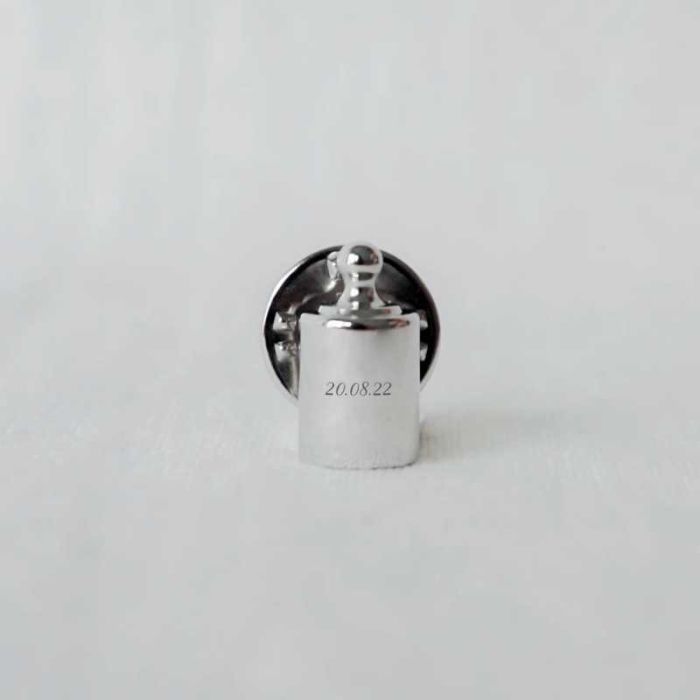 personalisierte Anstecknadel Silber, originelles Geschenk