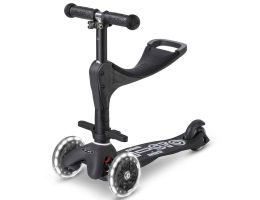 Multifunktionaler Scooter aus recycelten Fischernetzen