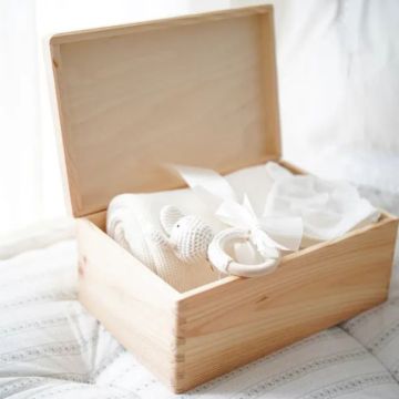 Geschenkset zur Geburt mit Creme, individuell gestaltbar