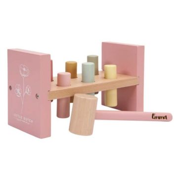 Holzspielzeug mit personalisiertem Hammer