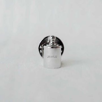 personalisierte Anstecknadel Silber, originelles Geschenk