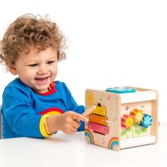 Holz-Aktivitätszentrum für Kleinkinder, ab 2, Geschenk aus Holz, Le Toy Van