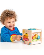 Holz-Aktivitätszentrum für Kleinkinder, ab 2, Geschenk aus Holz, Le Toy Van