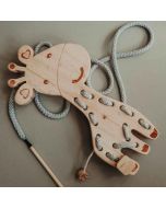 Montessori-Schnürspielzeug Giraffe, Handgefertigtes Holzspielzeug, Kaspi Land